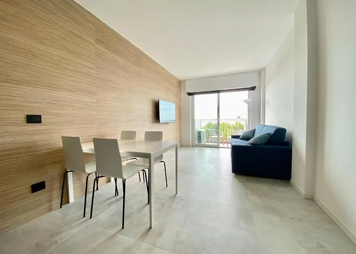 International * Λινιάνο Σαμπιαντόρο